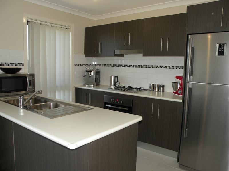 3/12 Raymond George Place, Lara VIC 3212