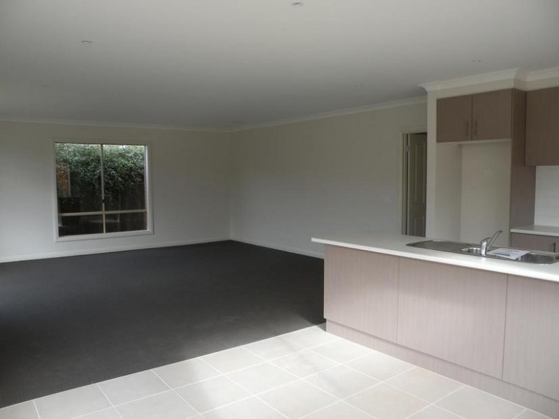 3/110 Flinders Avenue, Lara VIC 3212