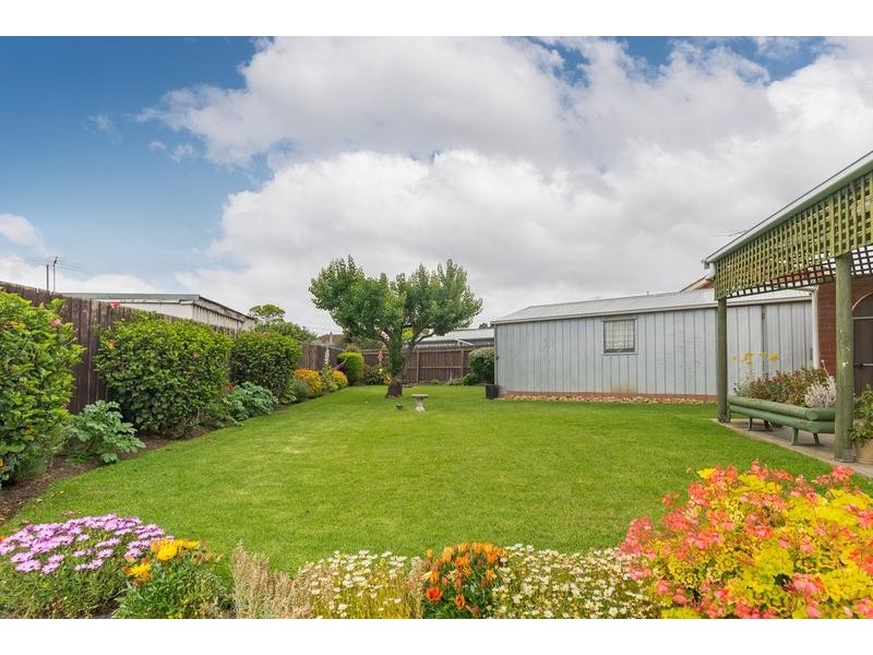 6 Maine Court, Corio VIC 3214