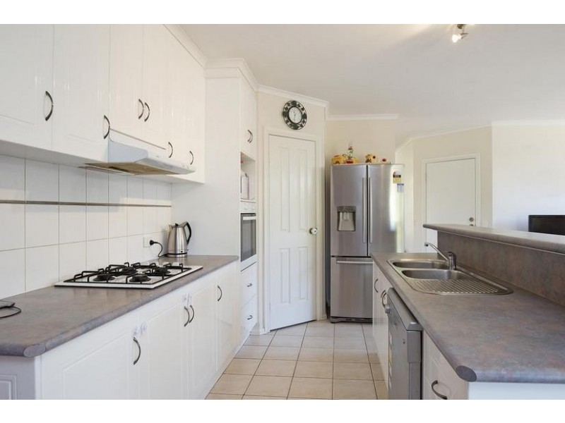 4 Evergreen Court, Lara VIC 3212