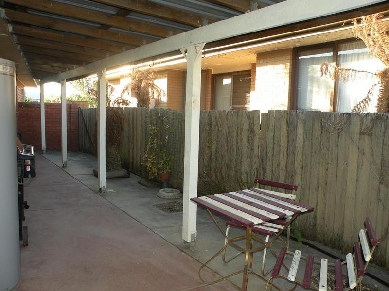 105 Forest Rd, Lara VIC 3212