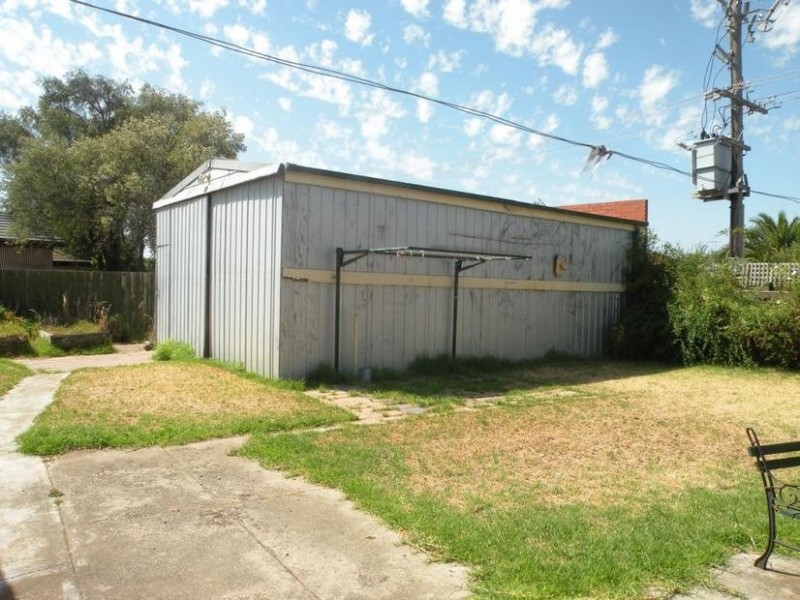 105 Forest Rd, Lara VIC 3212