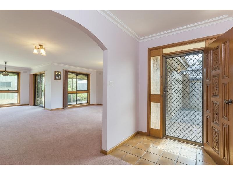 10 Mark St, Lara VIC 3212