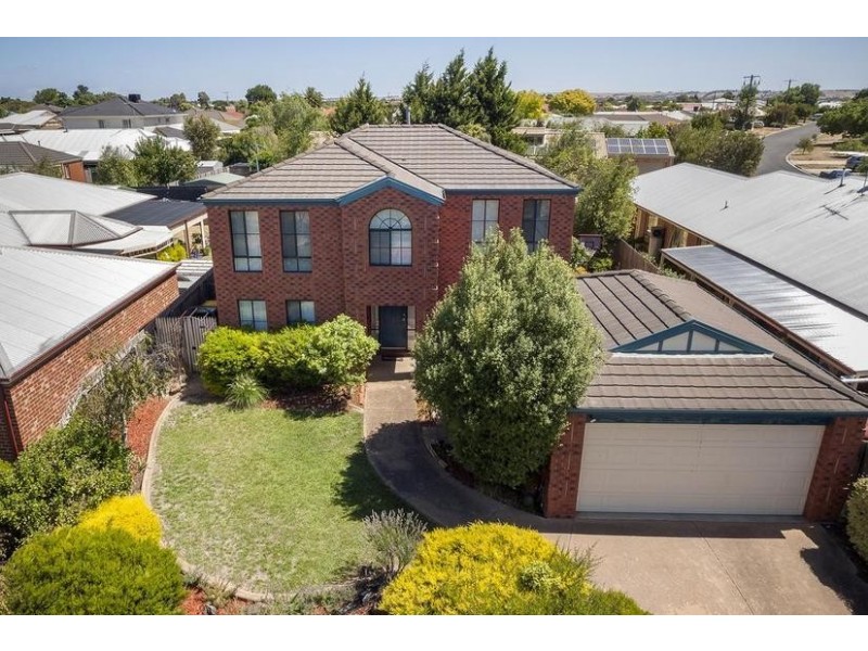 32 Lara Boulevard, Lara VIC 3212