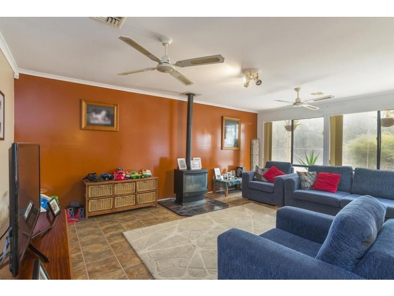 32 Lara Boulevard, Lara VIC 3212