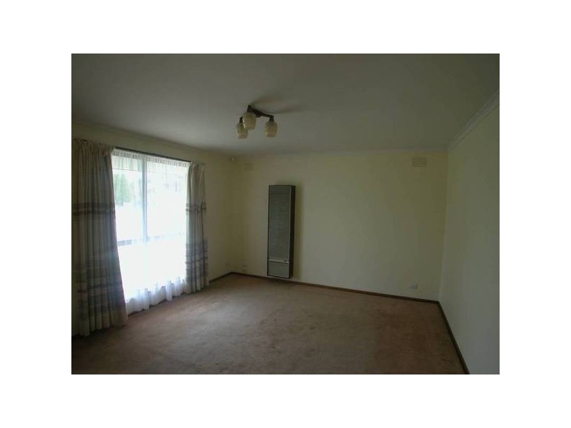 35 Merlin Cres, Corio VIC 3214