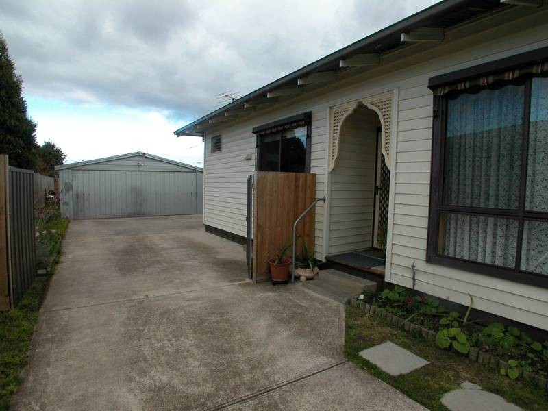 3 Yooringa Avenue, Norlane VIC 3214