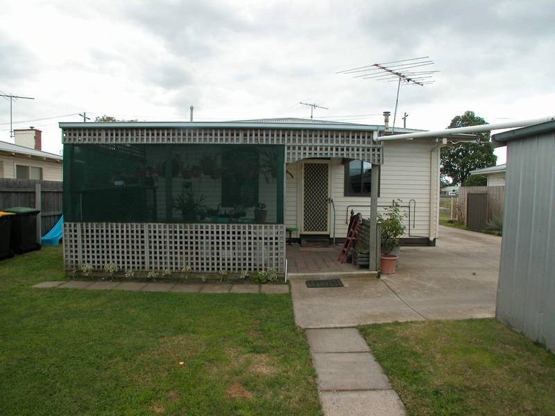 3 Yooringa Avenue, Norlane VIC 3214