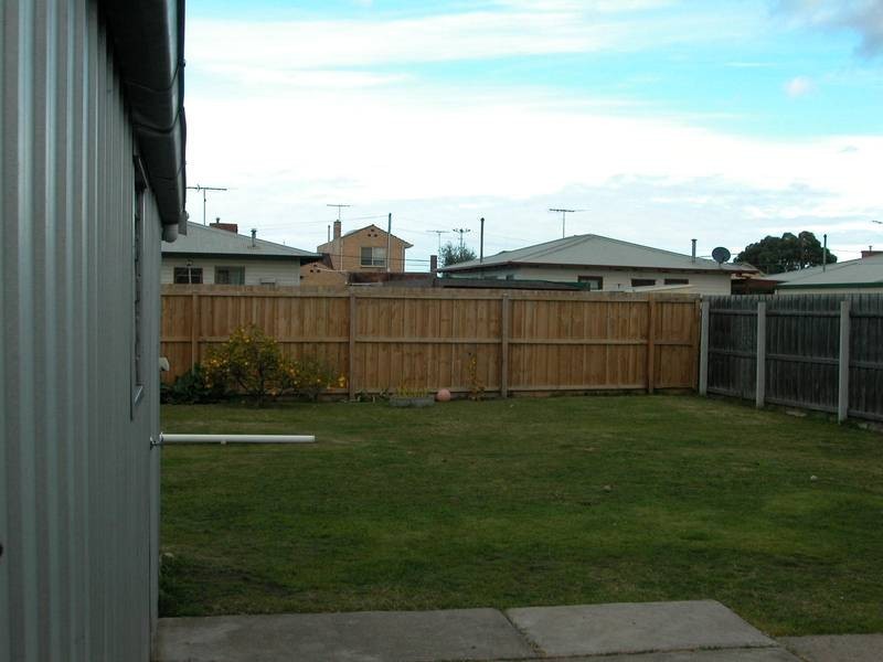 3 Yooringa Avenue, Norlane VIC 3214
