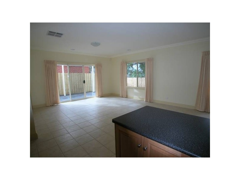 13 Maria Court, Lara VIC 3212