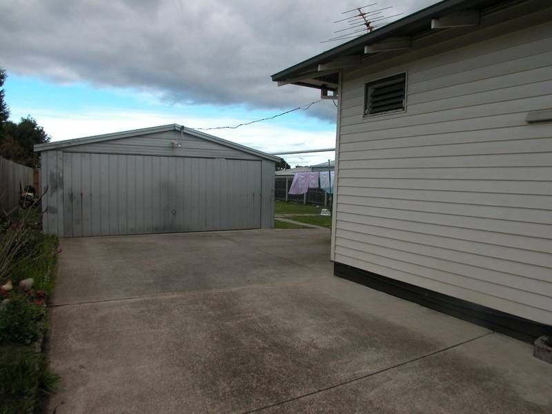 3 Yooringa Ave, Norlane VIC 3214