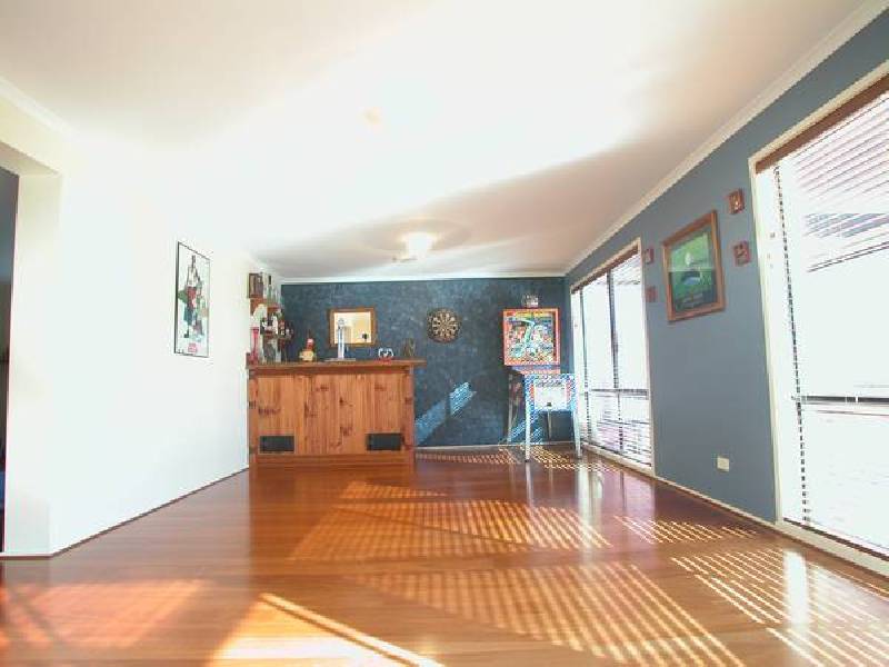 81 Blackbird Circuit, Lara VIC 3212