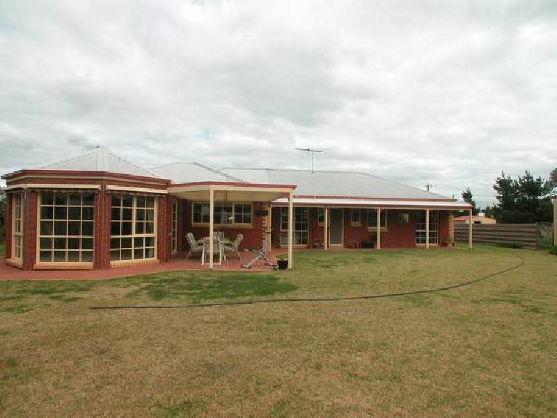 185 Patullos Road, Lara VIC 3212