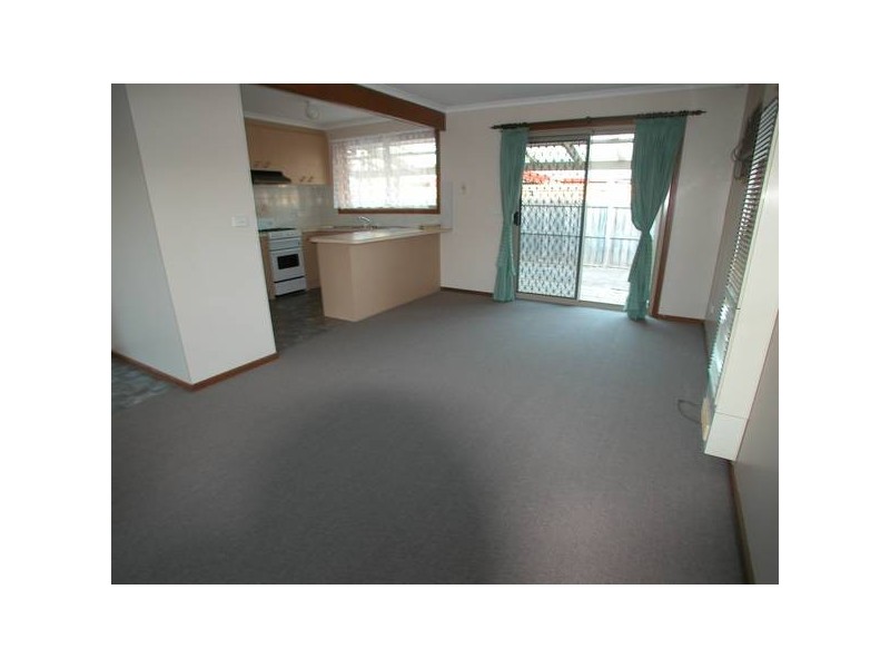 1/49 Cameron Crescent, Lara VIC 3212