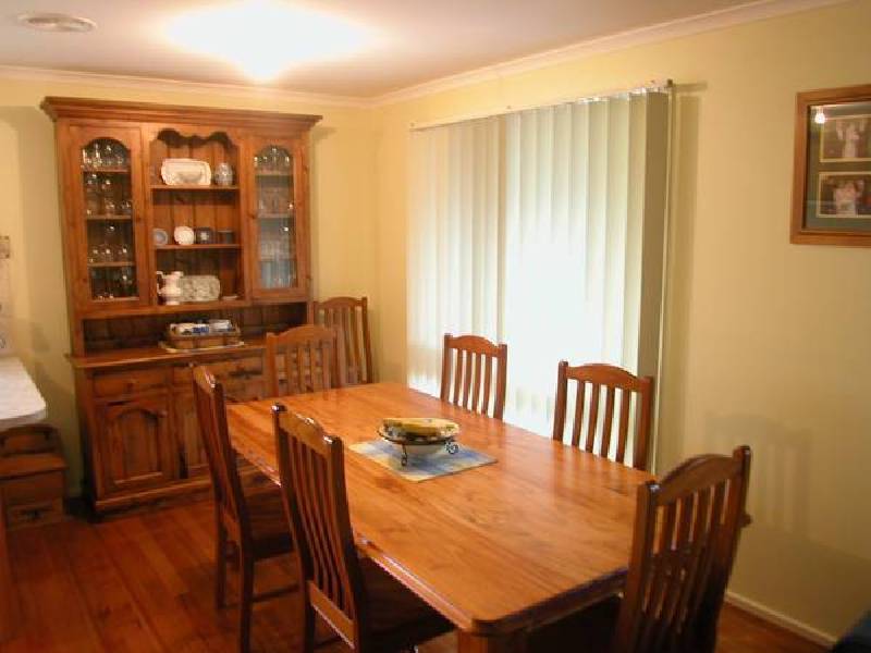 Dixon Court, Lara VIC 3212