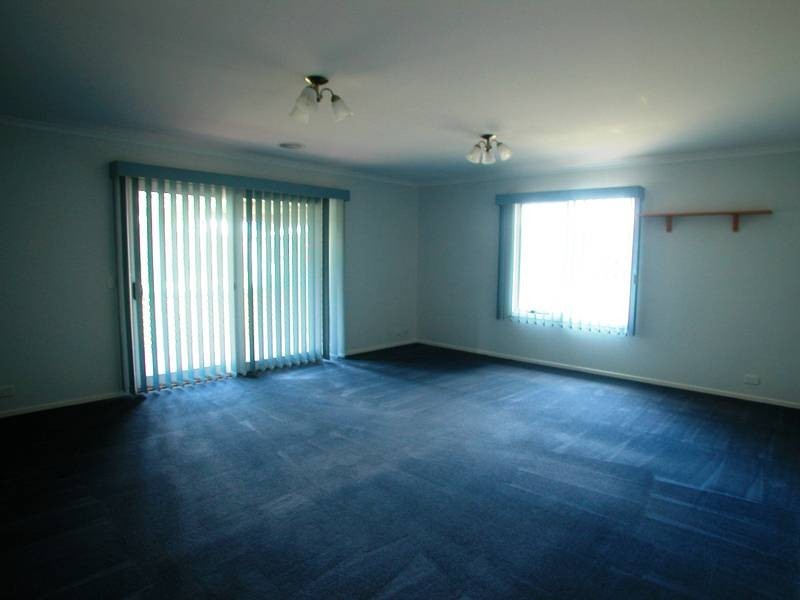 10 Bath Street, Lara VIC 3212