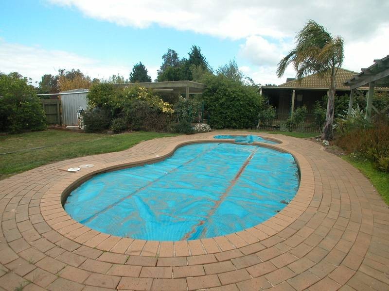 10 Bath Street, Lara VIC 3212