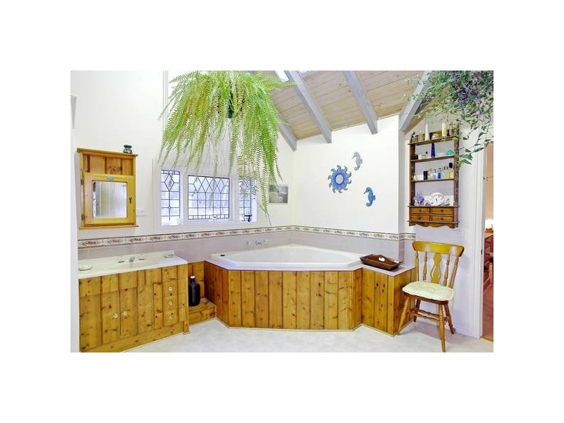 393 Clarkes
Road, Anakie VIC 3221