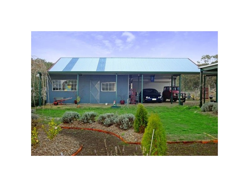 393 Clarkes
Road, Anakie VIC 3221
