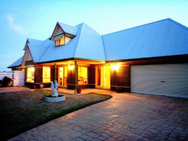 50 Lara Boulevard, Lara VIC 3212