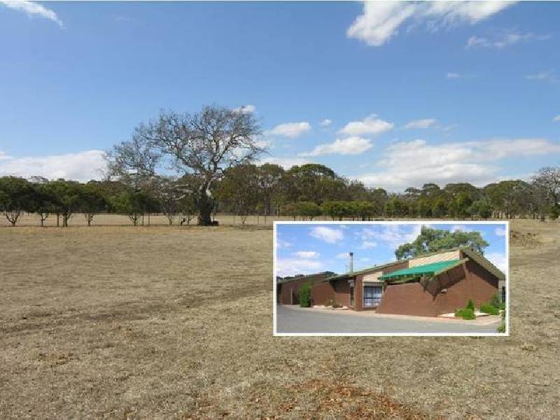 2134 Ballan Road, Anakie VIC 3221