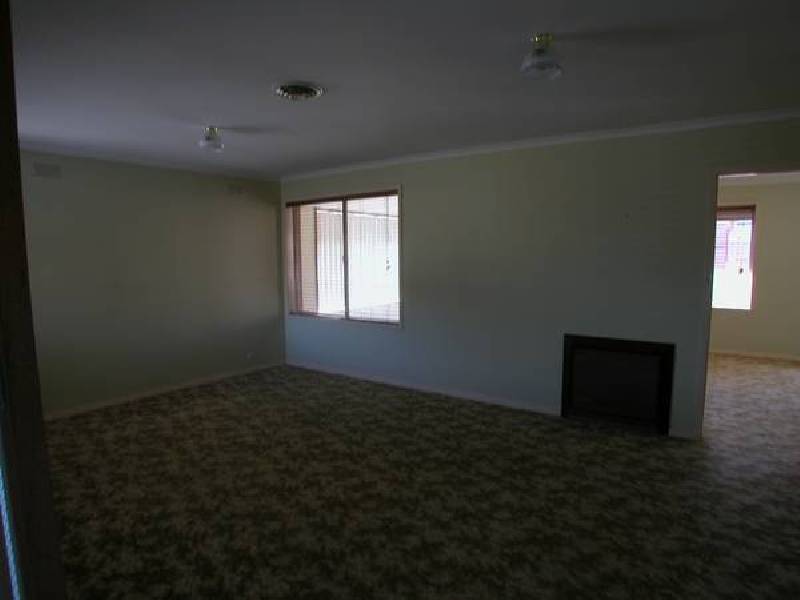 10 Turner Avenue, Lara VIC 3212