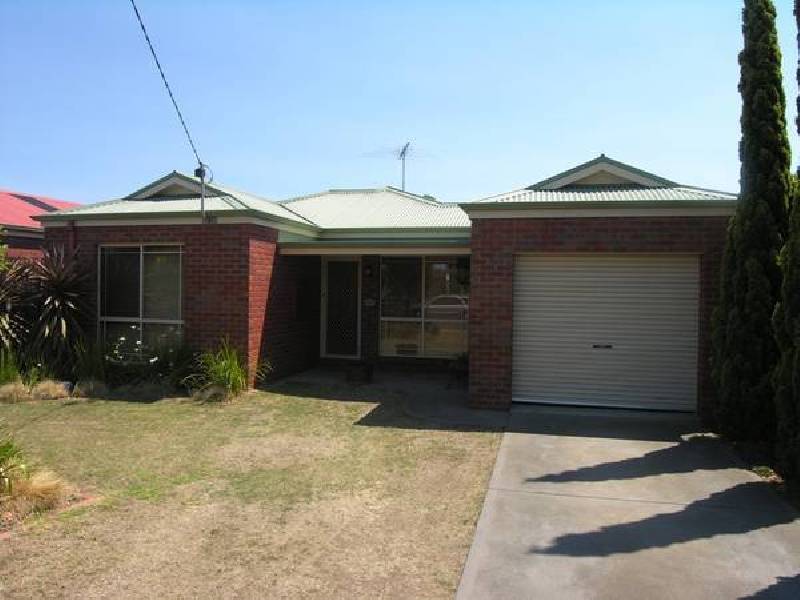 72 Forest Road, Lara VIC 3212