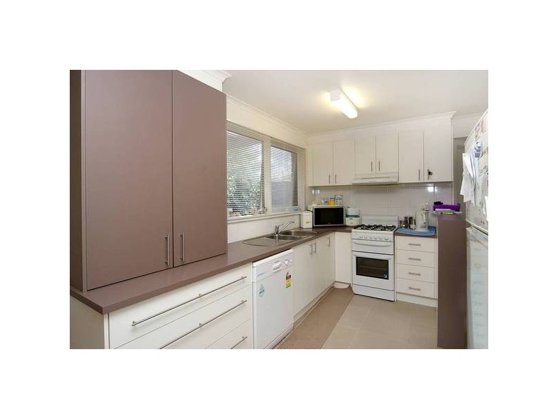 40 Bank Street, Lara VIC 3212