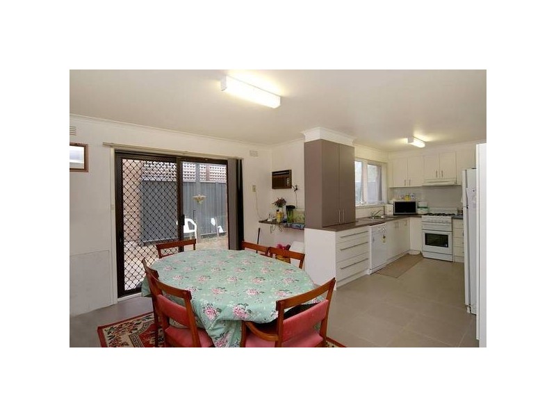 40 Bank Street, Lara VIC 3212