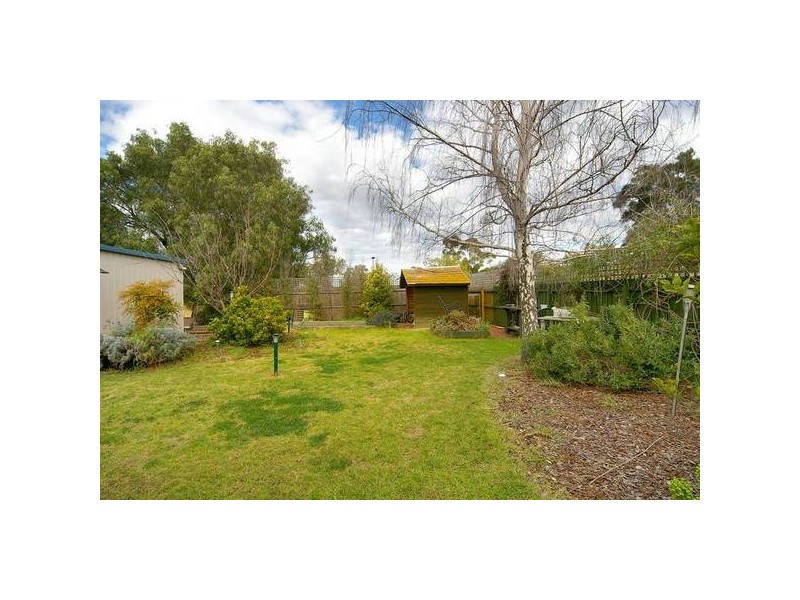 40 Bank Street, Lara VIC 3212