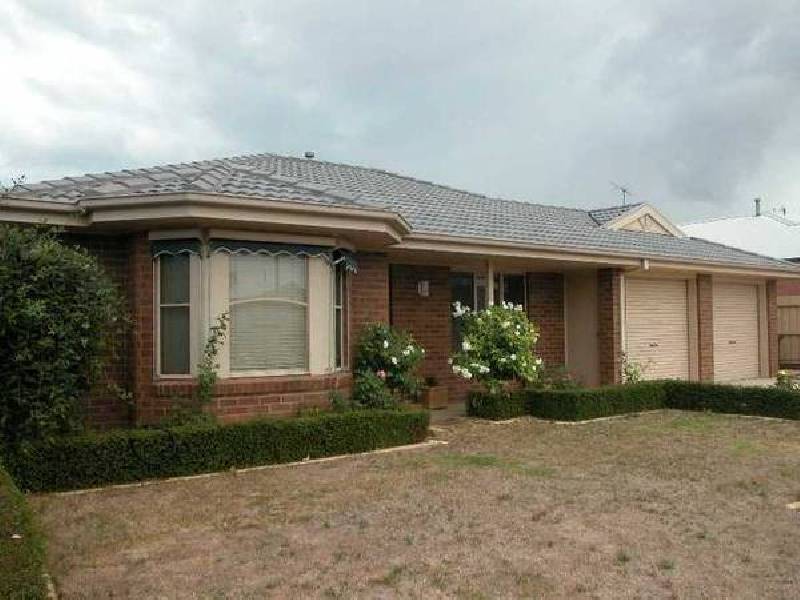26 Country Gardens Drive, Lara VIC 3212