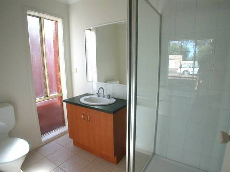 1B Young Street, Lara VIC 3212