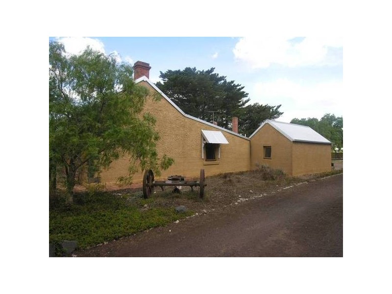 Curlets Road, Lara VIC 3212