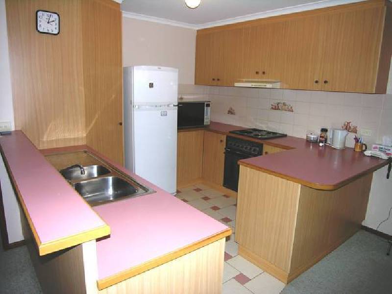16 Gillean Place, Lara VIC 3212