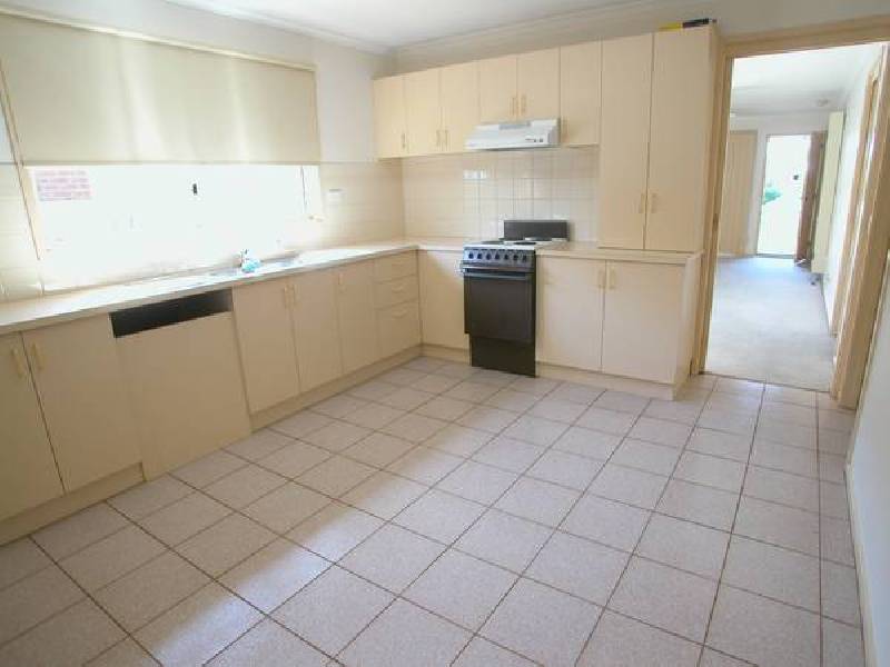 24 Richard Drive, Lara VIC 3212