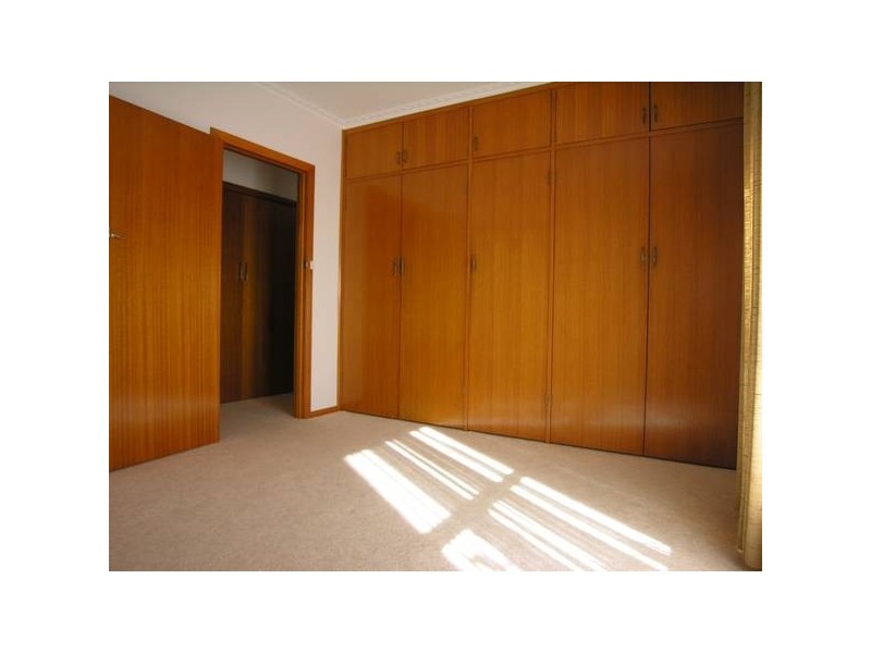 Curletts Road, Lara VIC 3212