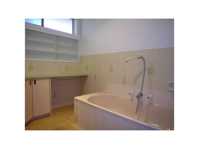 Curletts Road, Lara VIC 3212