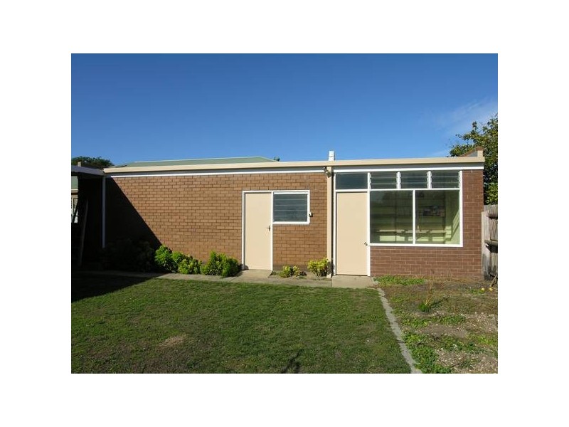 Curletts Road, Lara VIC 3212