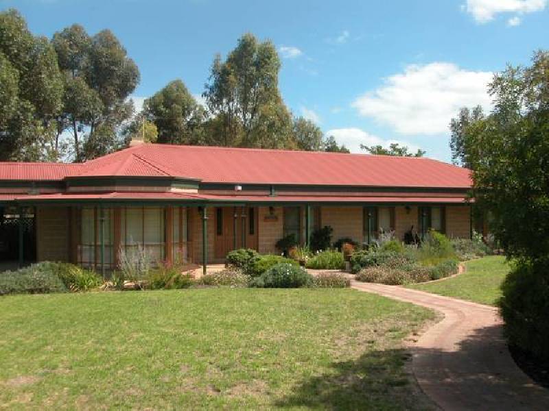 23 Thomas Road, Lara VIC 3212