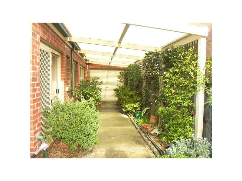 Gillean Place, Lara VIC 3212