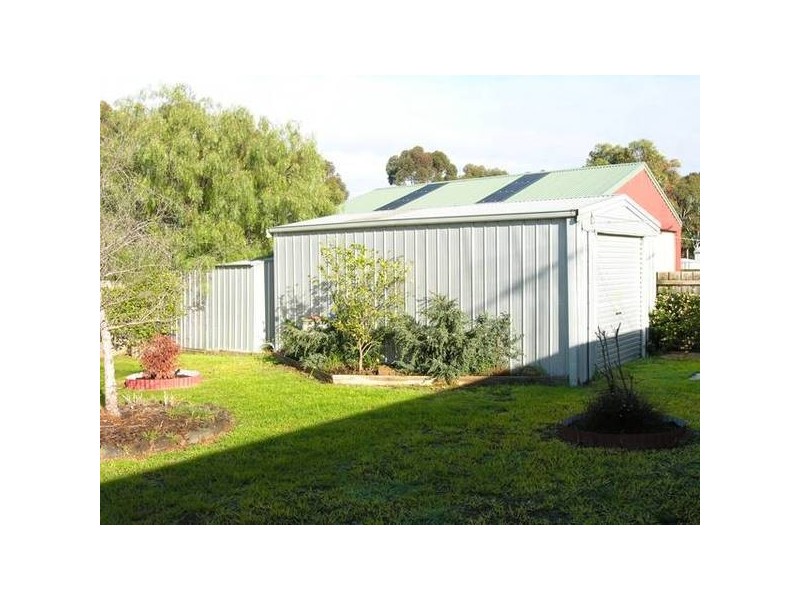 7 Sherwood Grove, Lara VIC 3212