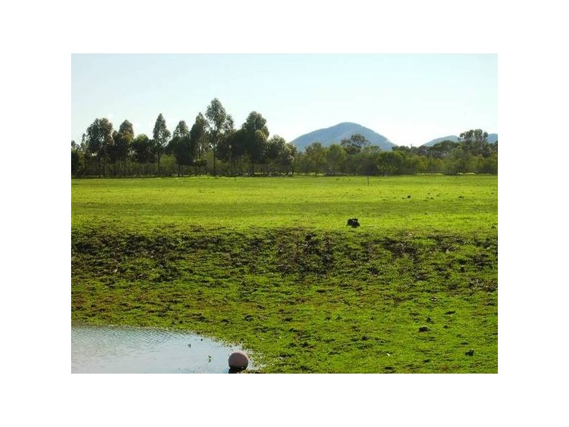 McIntyre Road, Lara VIC 3212