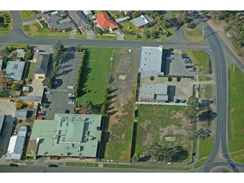 6 Hicks / Clover St, Lara VIC 3212