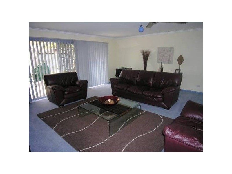 Forest Road, Lara VIC 3212