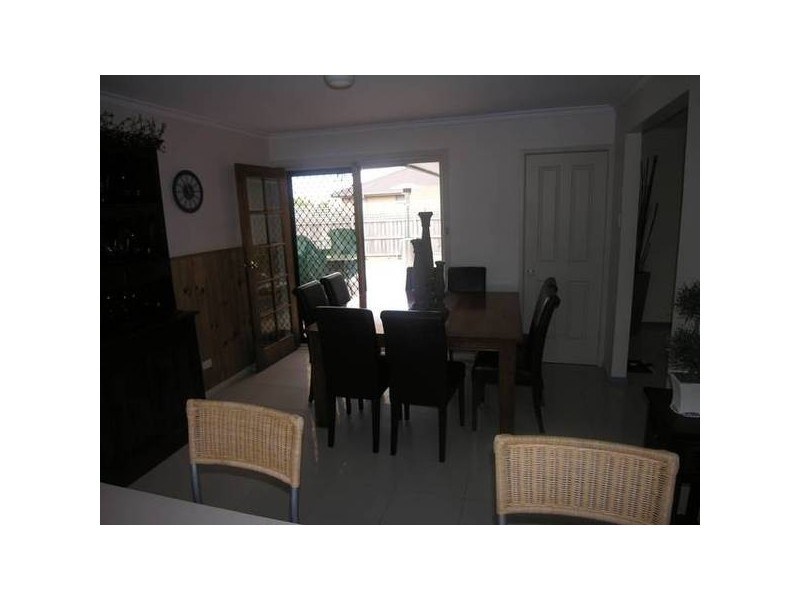 Forest Road, Lara VIC 3212