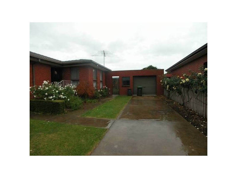 Ozone Crescent, Bell Park VIC 3215