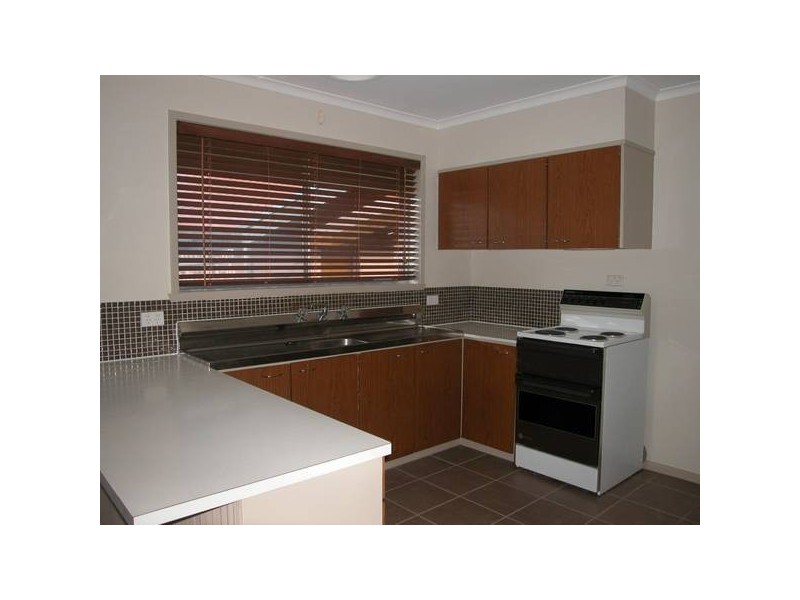 Turner Avenue, Lara VIC 3212