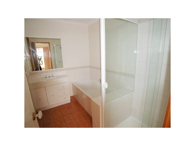 35 Balagundi Drive, Lara VIC 3212