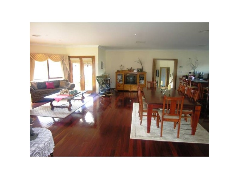 60 Constantine Drive, Lara VIC 3212