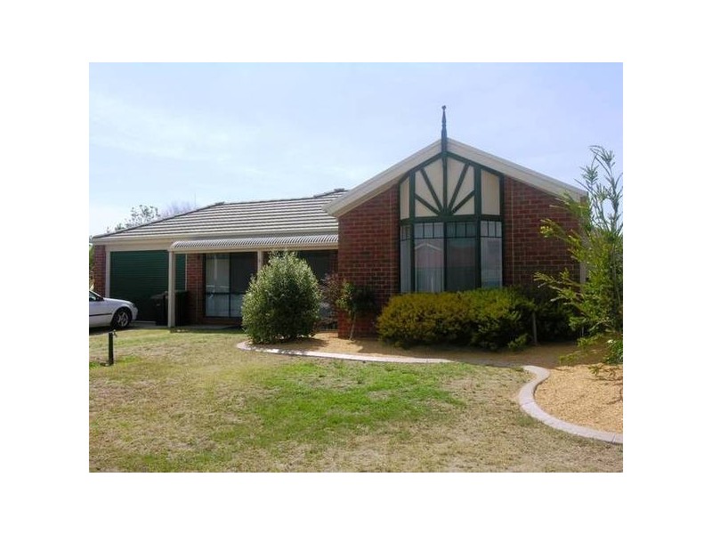 Sonia
Court, Lara VIC 3212